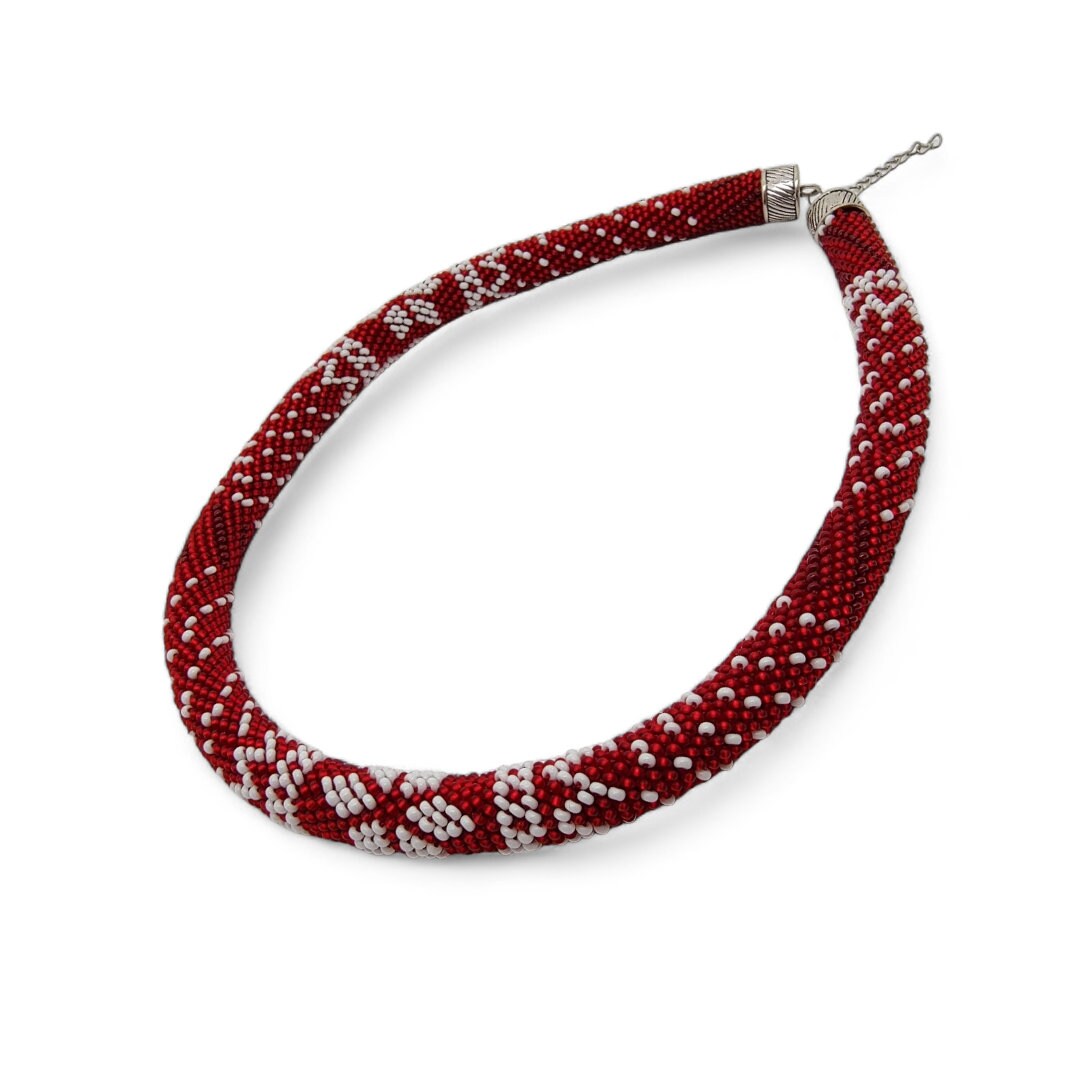 Häkelkette, Halskette, Collier aus Miniperlen Schlauchkette Schmuckkette festlicher Schmuck gehäkelte aus 3.750 Perlen rot weiß  #1756824201